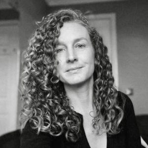 B&W photo of Kate, Psychosexual and Relationship Therapist in training, offering low cost sex and relationship therapy