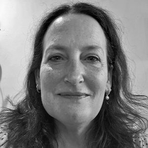 B&W photo of Clara, Psychosexual and Relationship Therapist in training, offering low cost sex and relationship therapy